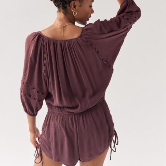 NWT Urban Outfitters Junie Long Sleeve Romper Sz XS - Picture 2 of 9